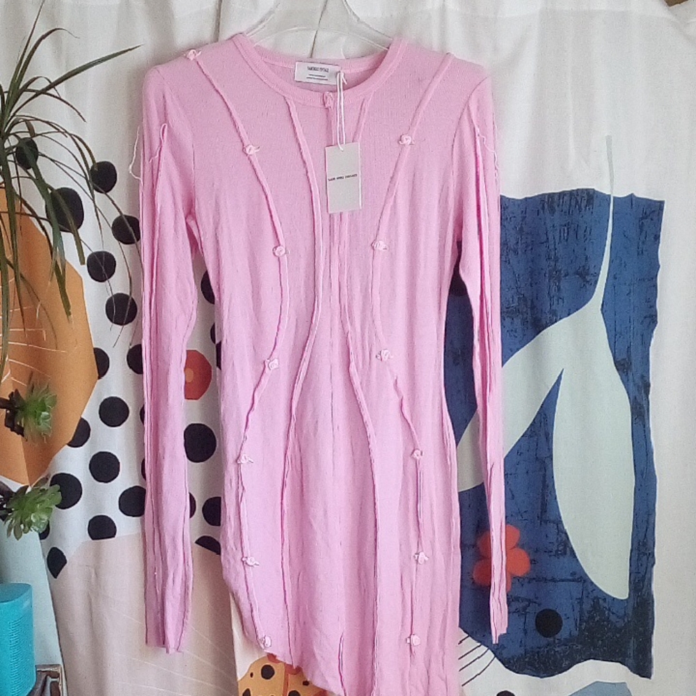 SAMI MIRO VINTAGE Pastel Pink Ribbed Dress With Rosebud Detail NWT